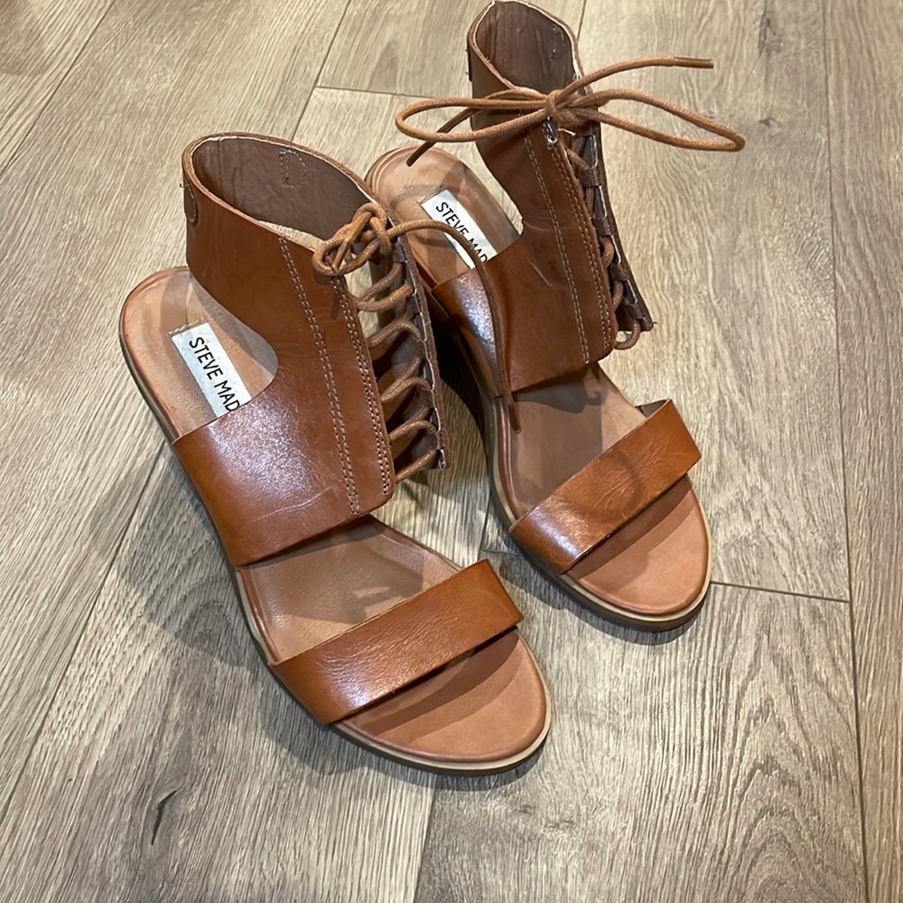 Steve Madden Nannoo Heels